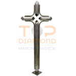 KRZYŻ STOJĄCY ZE STALI NIERDZEWNEJ KWADRAT